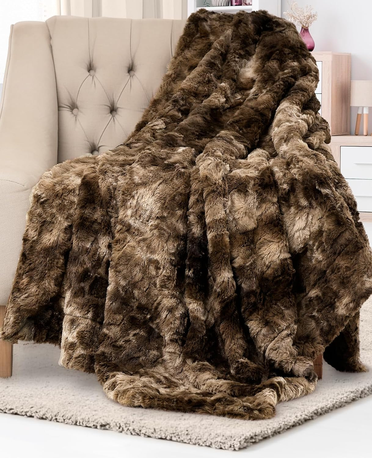 Faux Fur Throw Blanket - Soft, Fluffy, Fuzzy, Plush, Thick, Minky Throws