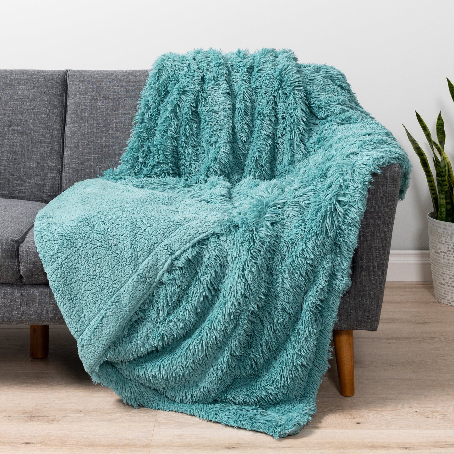 Teal Green Fluffy Throw Blanket for Couch, Fuzzy Blanket for Women Men, Furry Plush Warm Blanket Bed Sofa, Super Soft Thick Faux Fur Sherpa Blanket Throw, 50X60