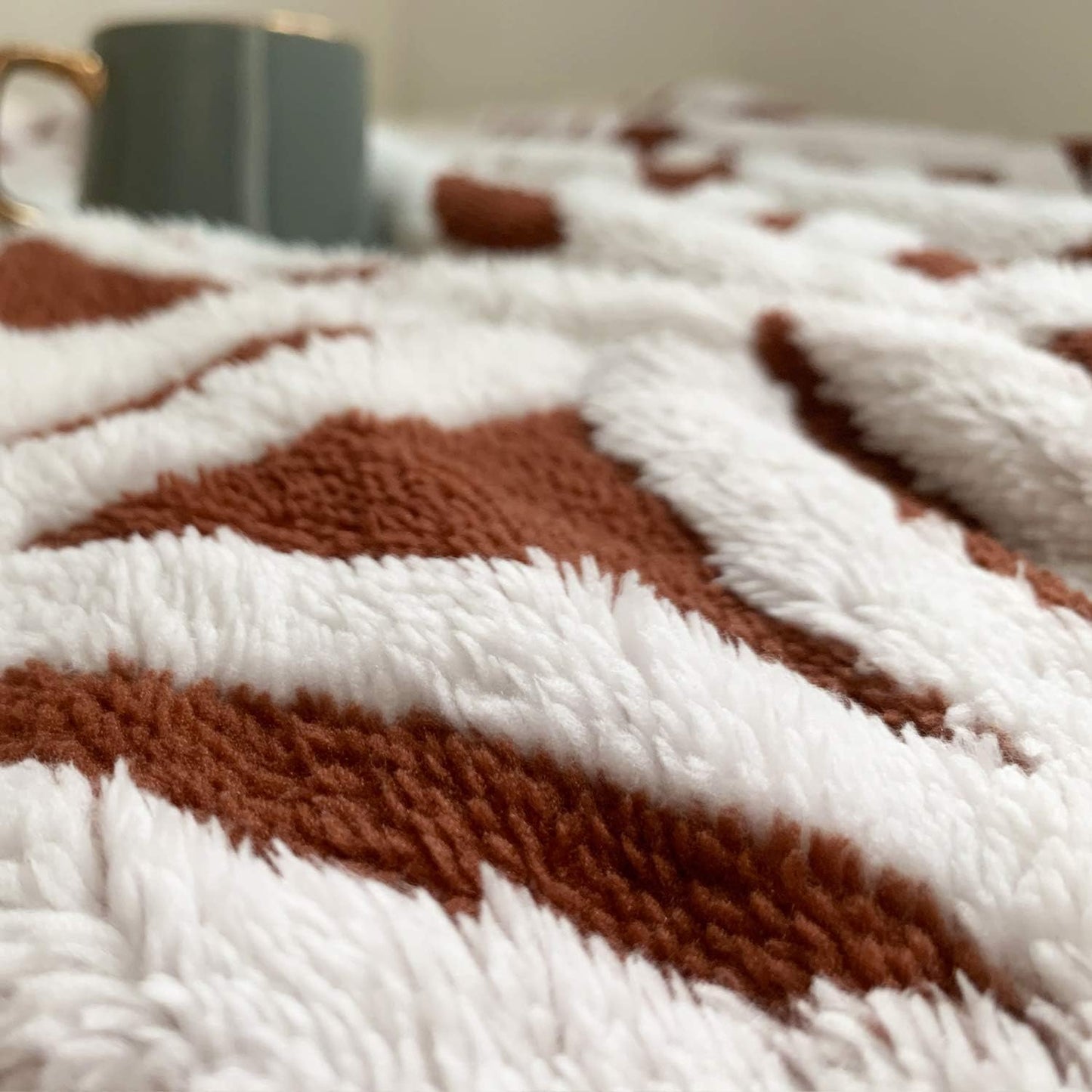 Sherpa Fleece Blanket Fuzzy Soft Throw Blanket Dual Sided Blanket for Couch Sofa Bed (Brown, 60''X80'')