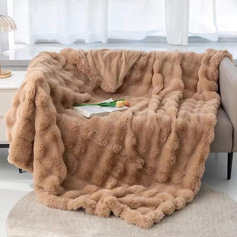 Imitation Rabbit Fur Plush Blanket Winter Warmth Super Comfortable Blanket Bed Luxury Warm Sofa Cover High Quality Throw Blanket